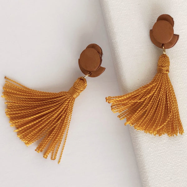 Madewell lantern tassel on sale earrings